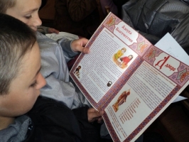 Беседа с родителями и учениками воскресной школы в Большеречье о первой печатной книги на Руси