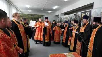 Соборный молебен священства Тарской епархии новомученикам Омским