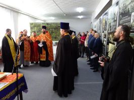 Соборный молебен священства Тарской епархии новомученикам Омским