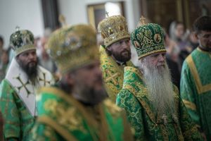 Епископ Тарский и Тюкалинский Петр принял участие в юбилейных торжествах Новоторжского Борисоглебского монастыря