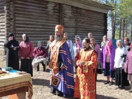 молебен в с. Нагорное Тарской епархии
